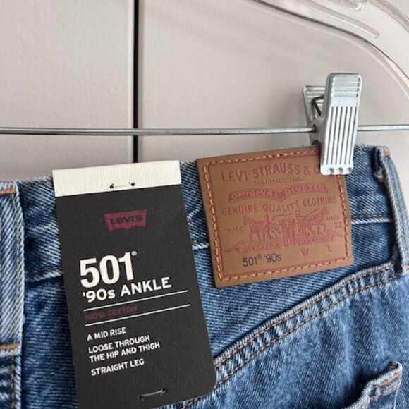 NWT 501 90's Ankle Woman's Jean (27W x 27L) - Picture 10 of 12